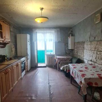 Продається 4-х кімнатна квартира в районі  Білкоровицького  шосе