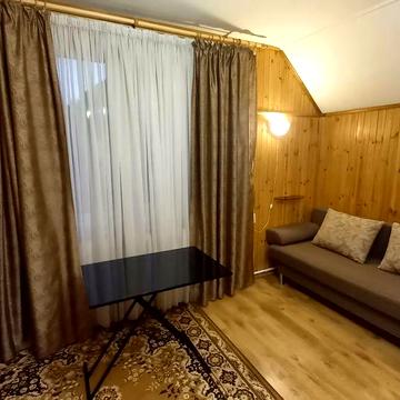 Здається будиночок вул.Монтажнтків Соломянський р-н.50 кВ.м.15000+ком