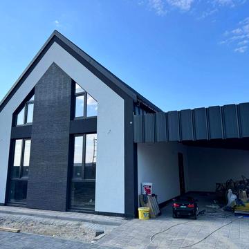 Двоповерховий будинок з терасою! Закрита територія. Газ є!