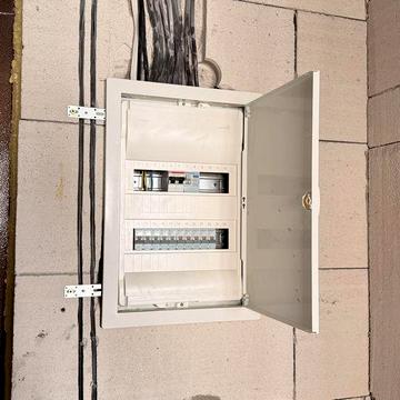 Продається двокімнатна квартира район Бам