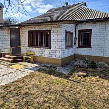 Ціну знижено!!!  Терміновий   Продаж  будинку  с. Плескачівка