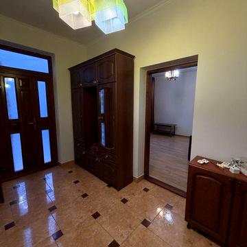 Оренда 2 кімнатної квартири в приватному будинок вул.Заводська