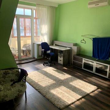 Здам квартиру,метро Научая