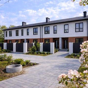 Таунхауси в Ворзелі з великими дворами! Газ! Навпроти ліс!