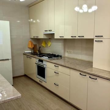 Тролейбусна вул., 3-Б