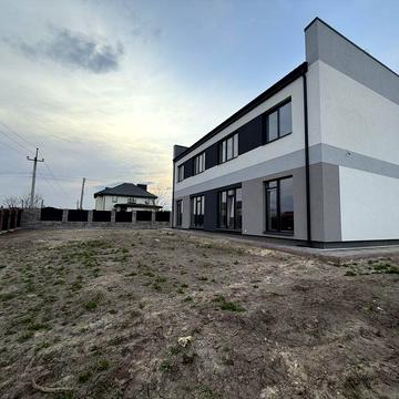 Продаж котеджу в «Family Yard»