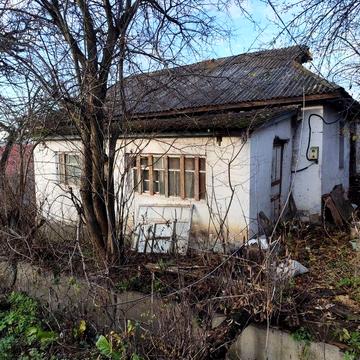 Продам пів будинку центр стан на фото не глина