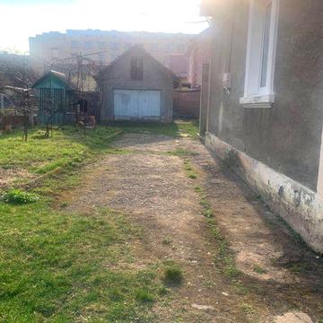 Квартира в будинку