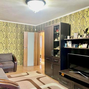 Продам 3х кімн кв Хлібна АО( Віктор)