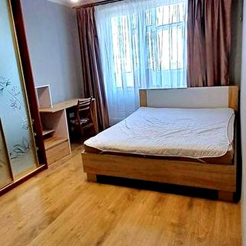 Продам 1 кімн.квартиру біля метро Перемога