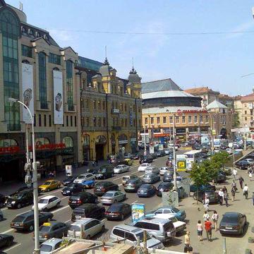 Продаж 2 кімнатної Басейна 7, біля Хрещатика. Елітний, клубний дім.