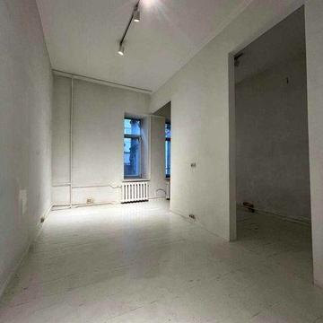 Студія 40м2 під житло студію салон Б. Хмельницького 26-В м. Золоті