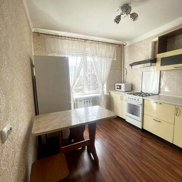 Сдаю 1 квартиру Лески Карпенко