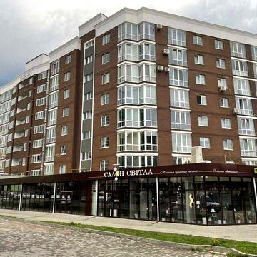 Простора 2-кімнатна квартира у сучасному житловому комплексі Амстердам