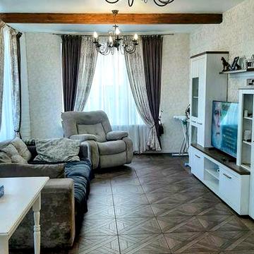 Уютный  дом 150кв,4спальни, с гостевым домиком ,место релакс.