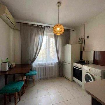 Продам однокімнатну квартиру на Таїрова, вул. Сім’ї Глодан