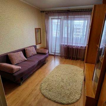 Здам 1 кімнатну квартиру на Садах 2.