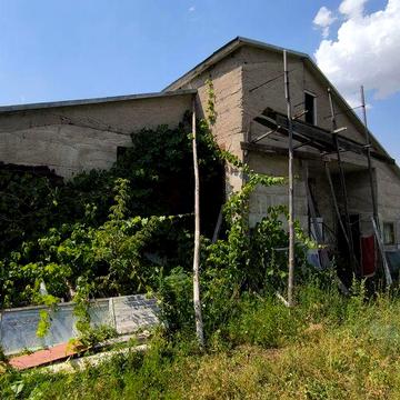 Дом от собственика с участком 40 соток с. Радостное 10 км. От Каменско