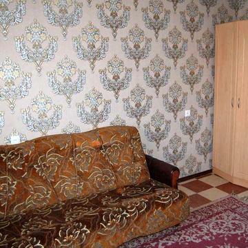 Здається 1 кім квартира біля Критого ринку