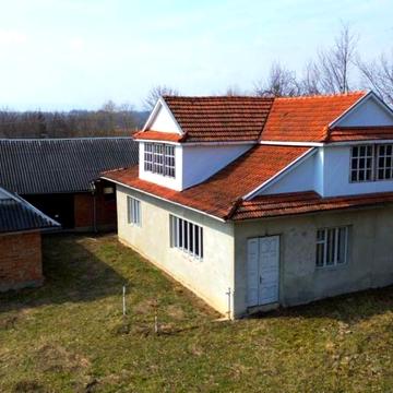 Продам будинок в с. Спас, вул. Шашкевича