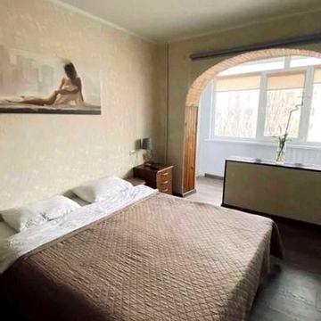 Сдам 2ком. квартиру на Победе 6