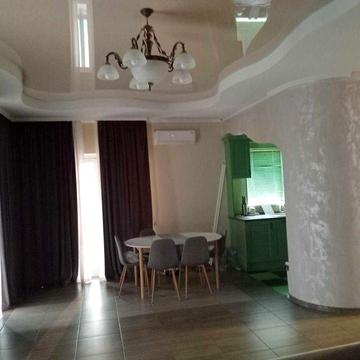 Продаємо будинок 180 м.кв.6 соток,ремонт,2 поверхи, в Чабанах