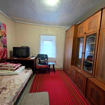 Продається частину цегляного будинку по вул.П.Мирного