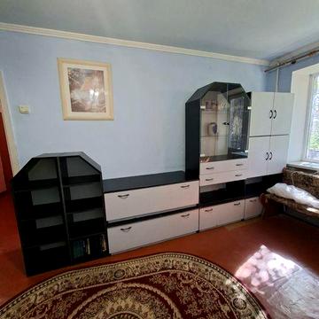 1 кімнатна   Комарова. 7500 грн . Автономка.