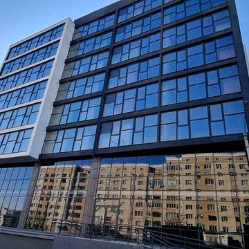 Сучасна 1-кімнатна квартира в ЖК «Адамант» на вул. Озерна