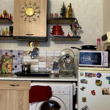 Сдаю 1к гостинку на Театральной (С/к Заря)