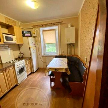 Оренда 2к квартири Кірова/Новобузька на 1 поверсі з 9