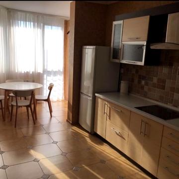 Вадима Гетьмана вул., 1-А