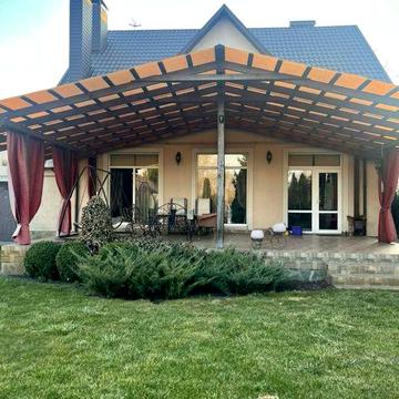 Продаж! Будинок розташован поряд міста Черкаси