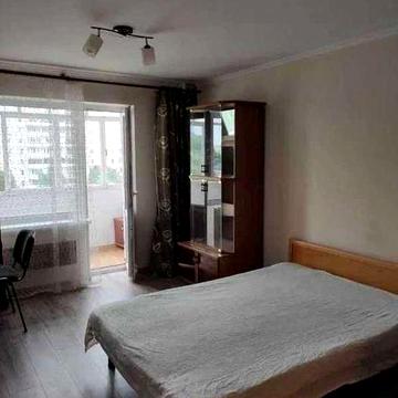 Оренда 1-к квартири на вул. Прилужна