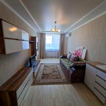 СРОЧНО! 2 комнатная квартира с ремонтом на Сахарова Газ! Кирпичный дом