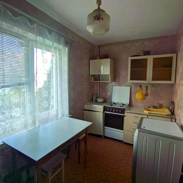 Можна дивитись та посилятись з 03.04. 1-кім. квартира