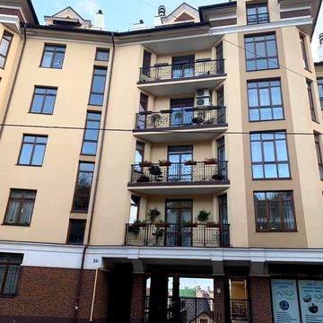 Миколи Лисенка вул., 22