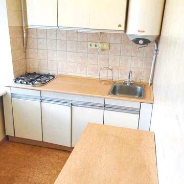 метро Почтовая и Контрактовая  3 минуты пешком, 1х комнатная квартира