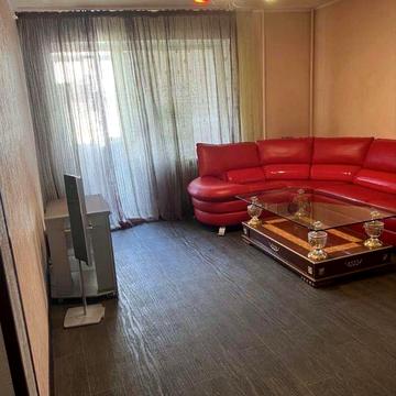 Слам ОДНОКОМНАТНУЮ квартиру ТЦ Караван