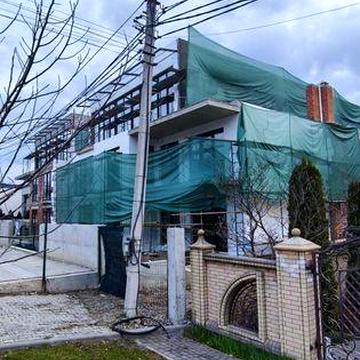 Продається двокімнатна квартира ,дослідна станція.