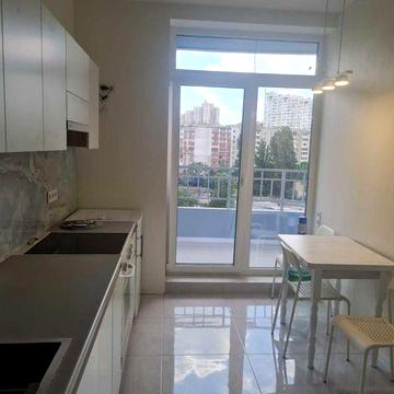 Сдам 2хк квартиру жк 4 Сезона