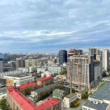 Василя Тютюнника вул. (Анрі Барбюса), 37/1