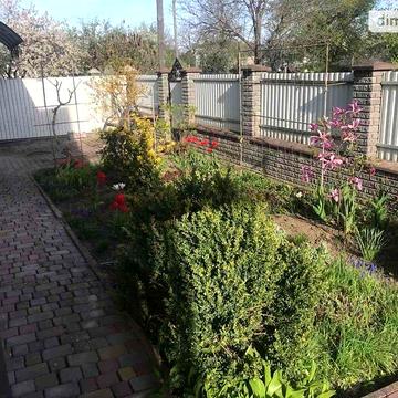 Продаж 5к Дім Незалежності вулиця