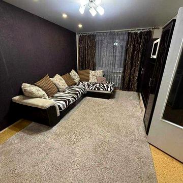 Оренда двокімнатної квартири по вул Івана Рутковича