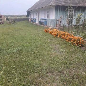 Продам хату в с. Замостя, Вижницького р-ну, Чернівецької обл.