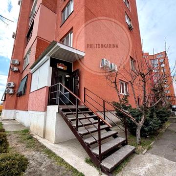 Продаж 2к квартири з окремим входом Соляні/Магелан на 1 поверсі