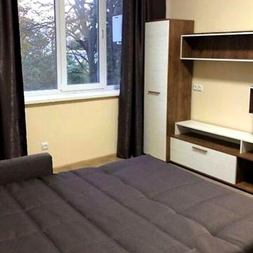 Довгострокова оренда 1к Квартира Подолинського Сергія вулиця