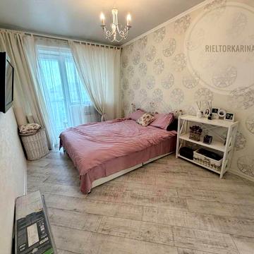 Продаж 2к квартири Рюміна/пр.Центральний на 5 поверсі з видом на місто