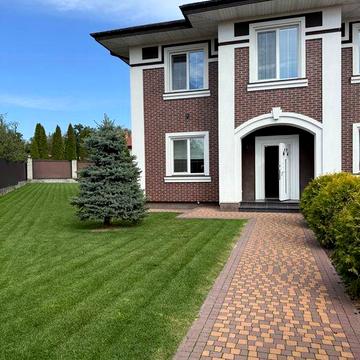 Будино хотів, дуже близько до києва