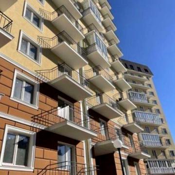 .ЖК Континент. Однокомнатная. 43 м2. Есть Генератор. Дом сдан. Балкон